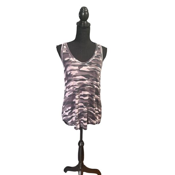 Evereve Camo Tunic Sleeveless - Picture 1 of 6